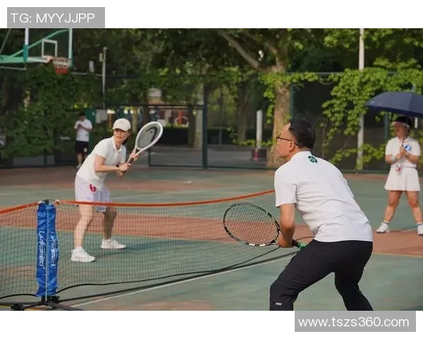 南京网球队的默契配合与战术探讨聚焦网球运动的团队协作之道 南京网球队的默契配合与战术探讨聚焦网球运动的团队协作之道